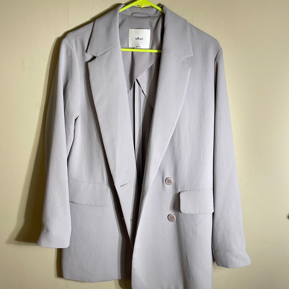 Aritzia Lavendar Blazer